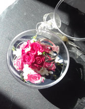 Charger l'image dans la galerie, bague "bouquet" rose et frésias " fuschia et blanc