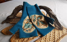 Charger l'image dans la galerie, mitaines Romant'chic bleu canard