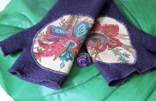 Charger l'image dans la galerie, mitaines laine aubergine bohème et romantique