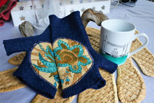 Charger l'image dans la galerie, mitaines bleu marine laine bouillie tissu Di Ford bohème