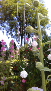 collier pendentif  "hortensia blanc